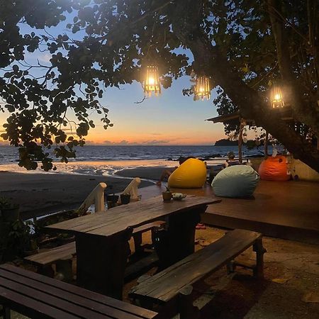 Coconut Lanta Resort @Klong Dow Beach 甲米 外观 照片