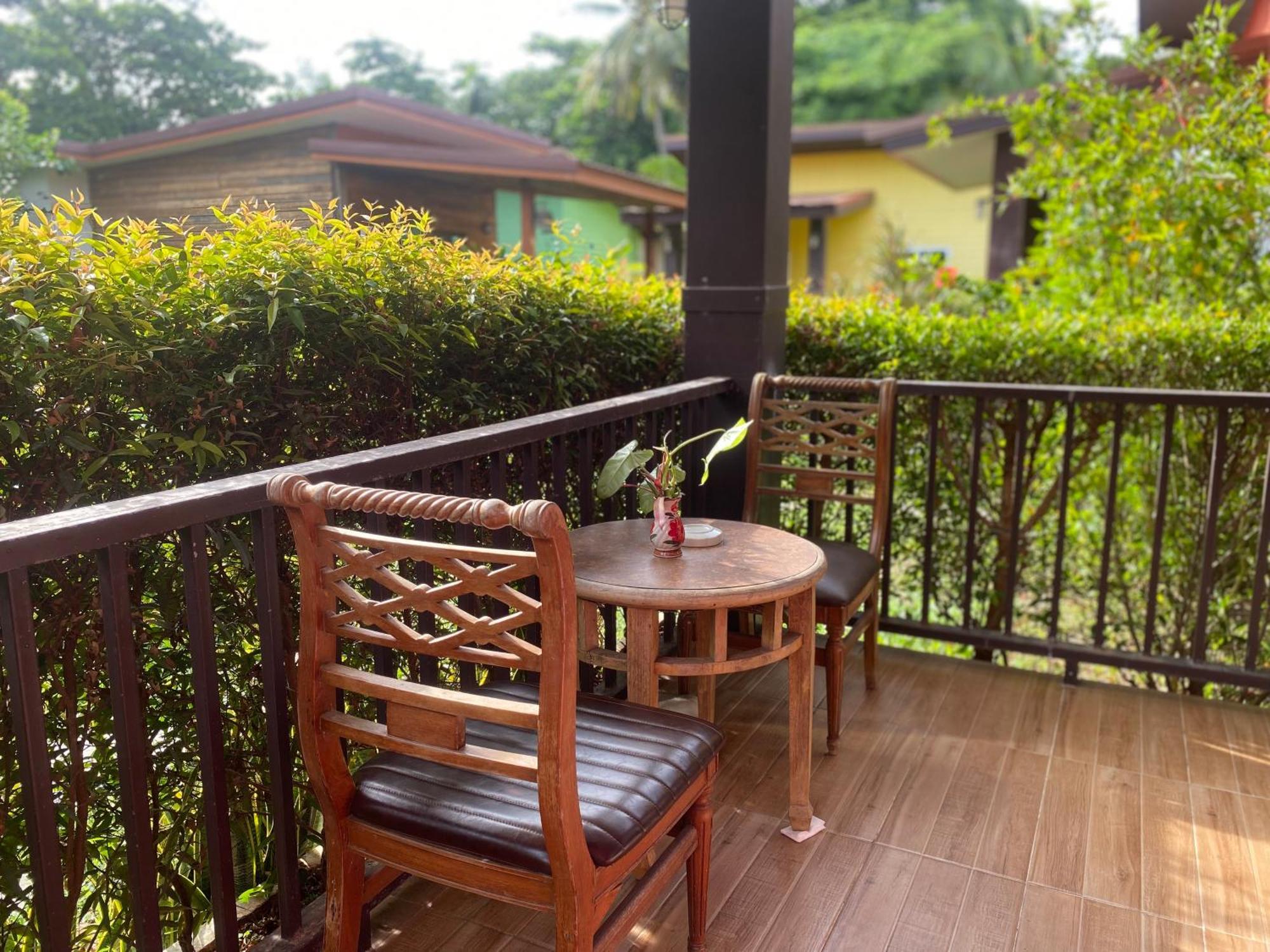 Coconut Lanta Resort @Klong Dow Beach 甲米 外观 照片