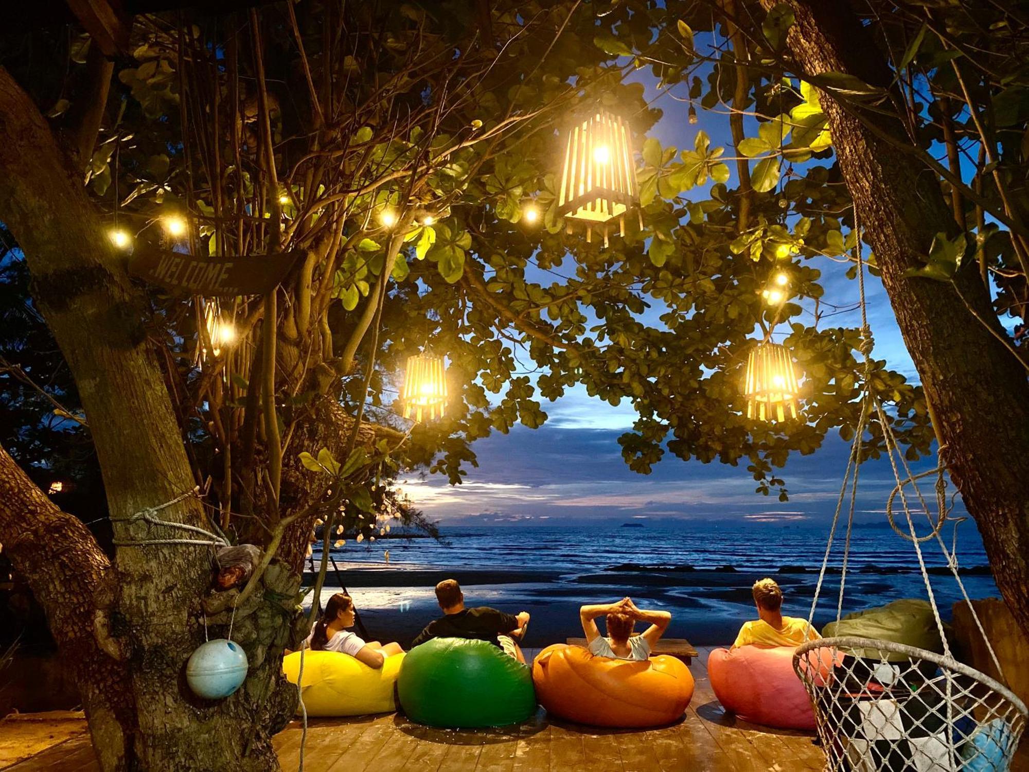 Coconut Lanta Resort @Klong Dow Beach 甲米 外观 照片